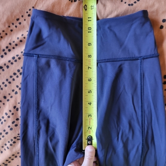 Lululemon Hold On Tight Solid 28'' Midnight Navy Stirrup Leggings Sz 2 - Picture 11 of 16